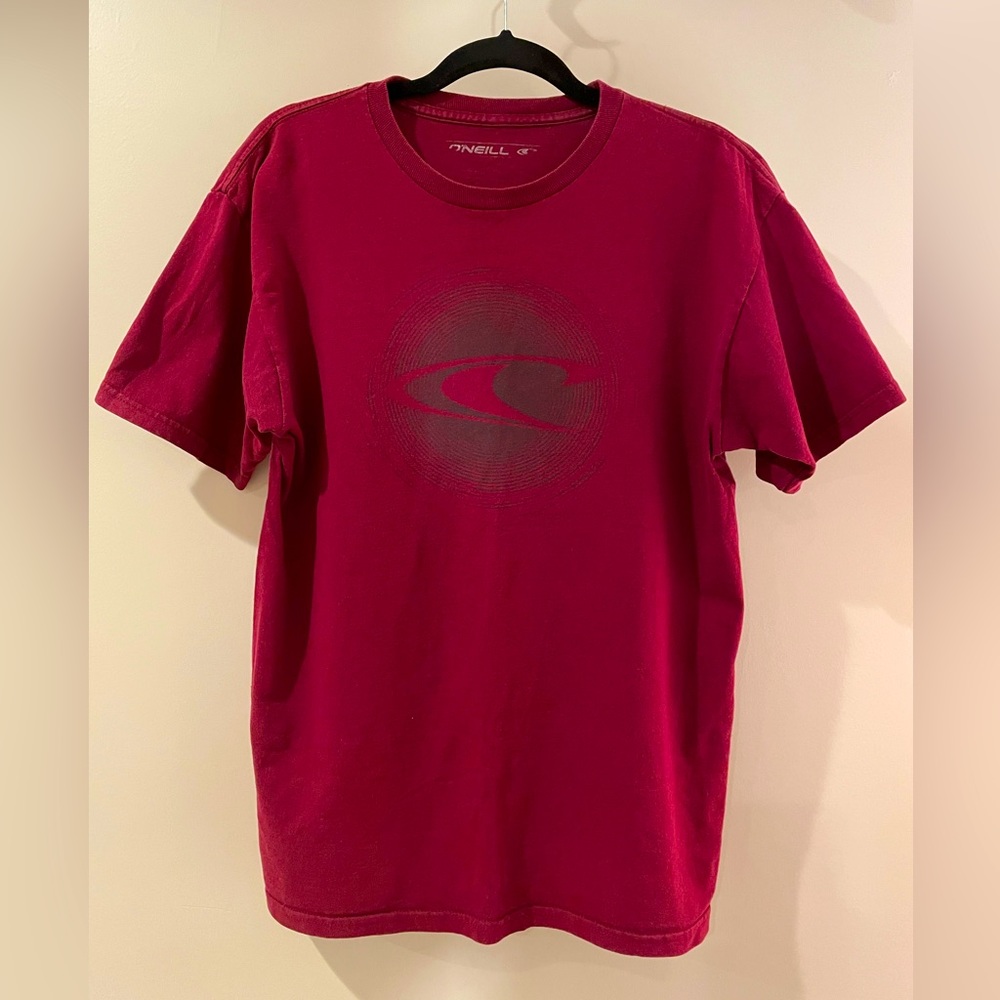 O’Neil Mens Regular Fit Maroon T-Shirt - Size Medium PRICE DROP!
